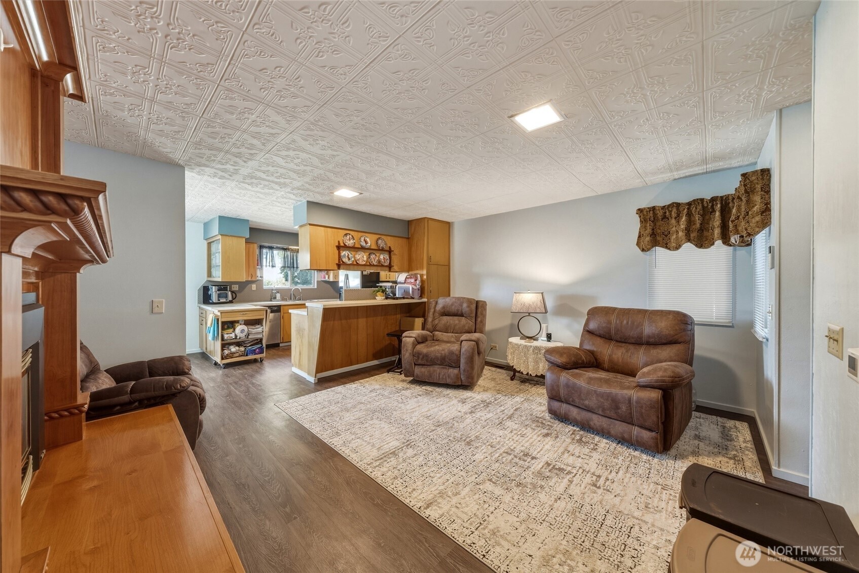 601 Coppei Avenue Property Photo 9