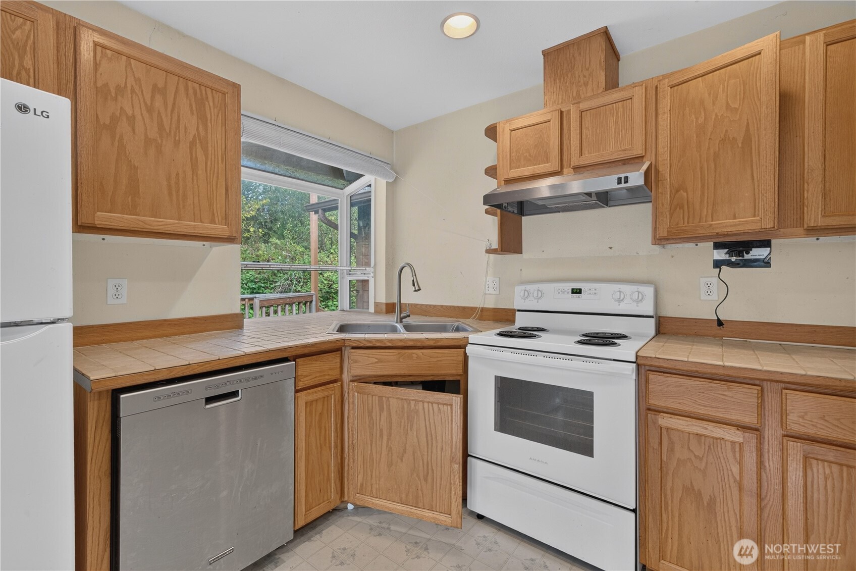17213 120th Place Property Photo 9