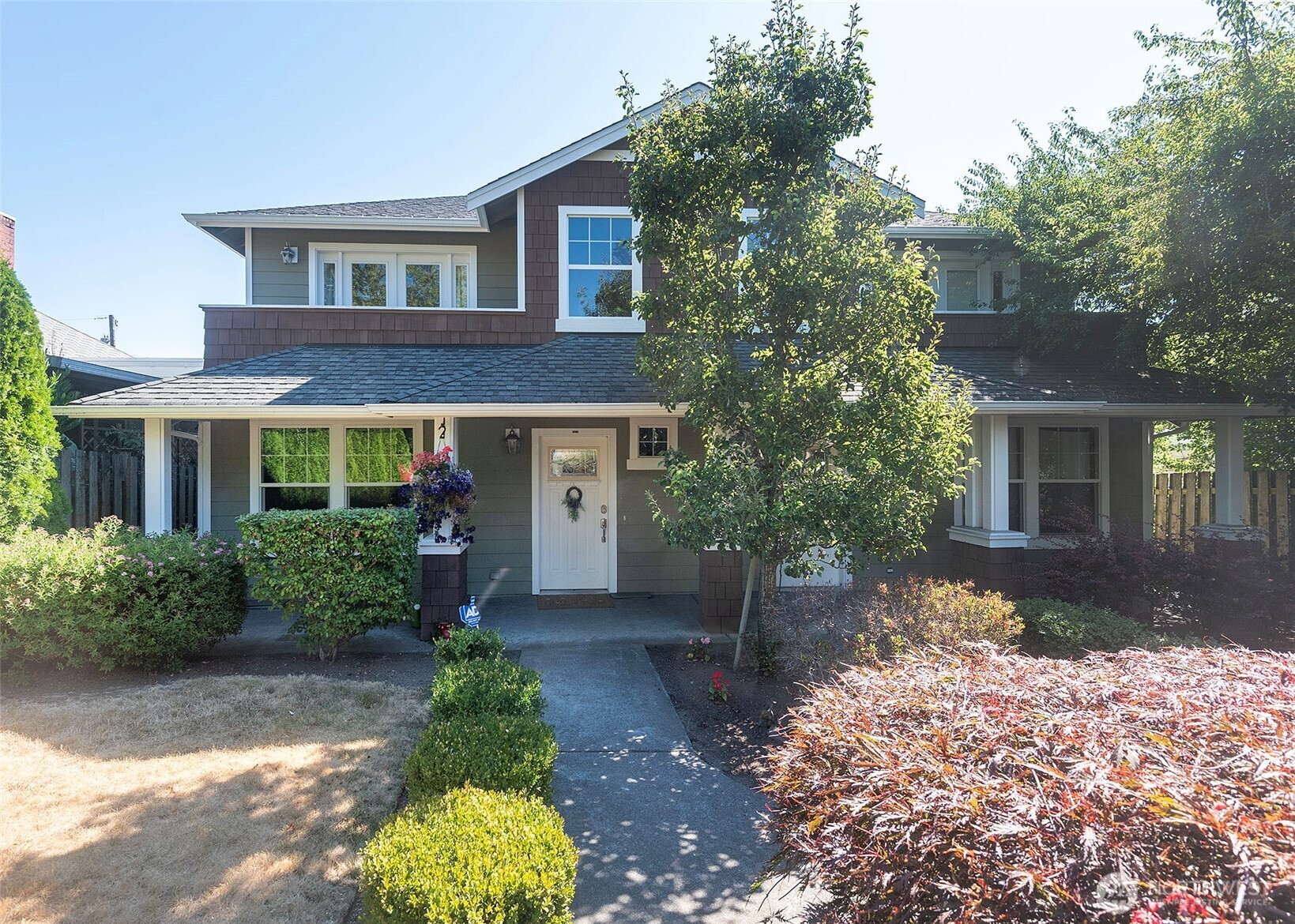 3627 Lombard Avenue A Property Photo 1