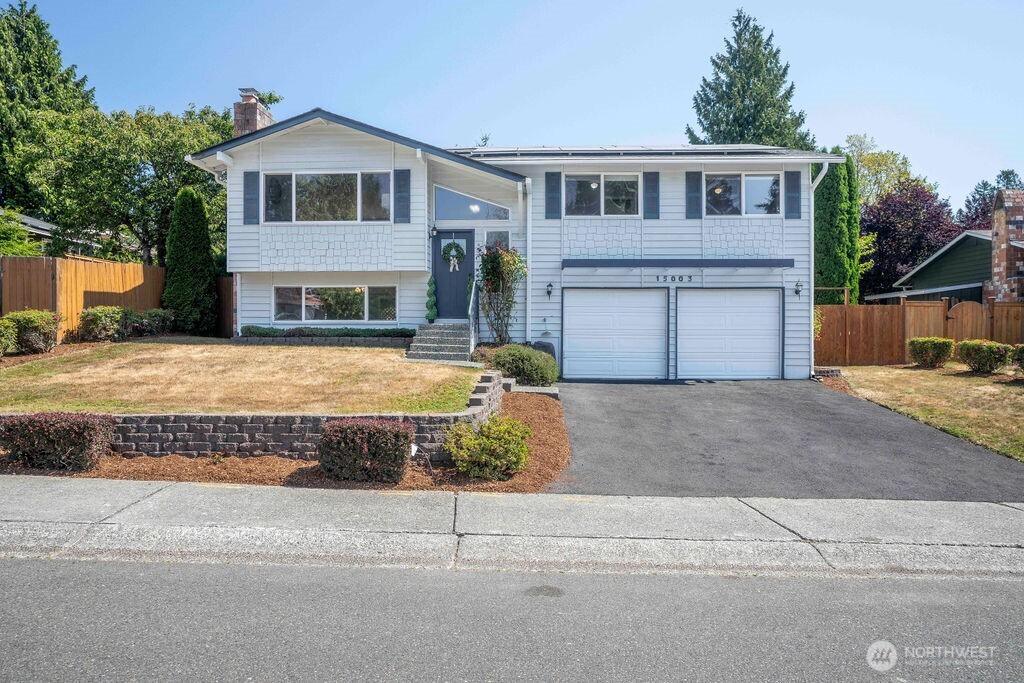 15003 45th Place Property Photo 1
