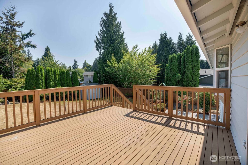15003 45th Place Property Photo 15