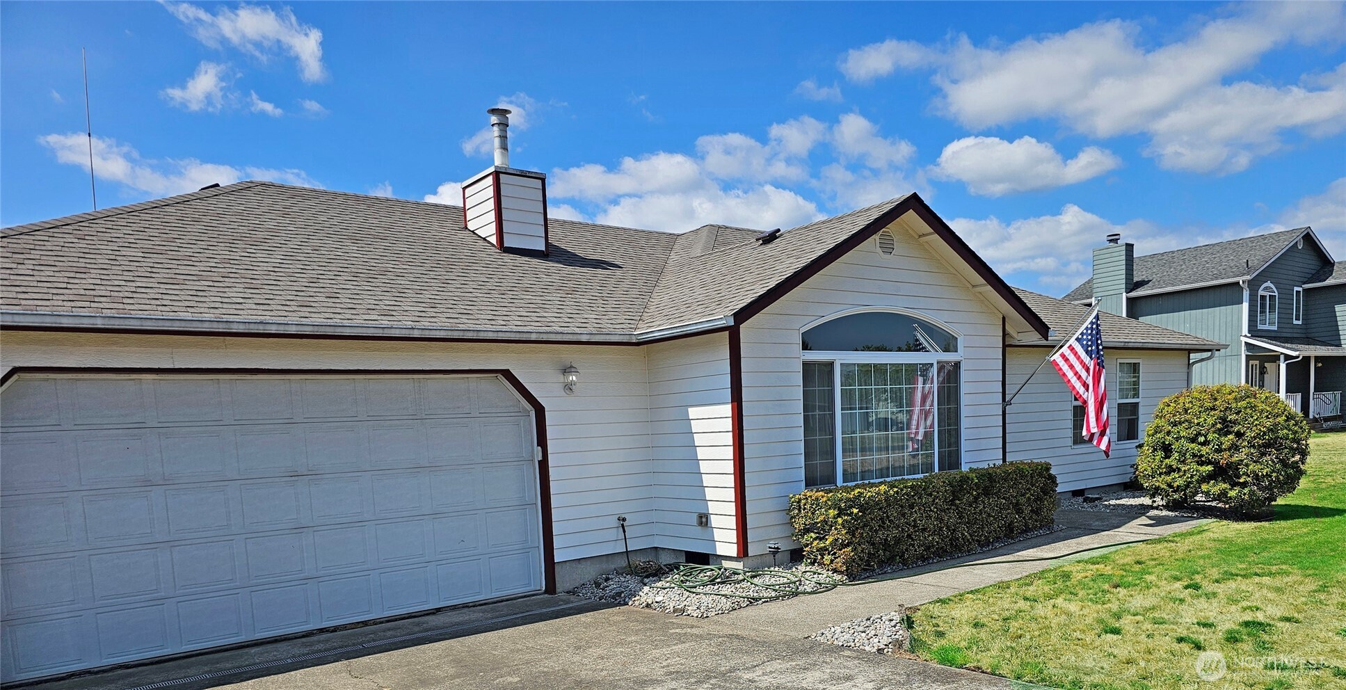 9214 Applegate Loop Property Photo 3