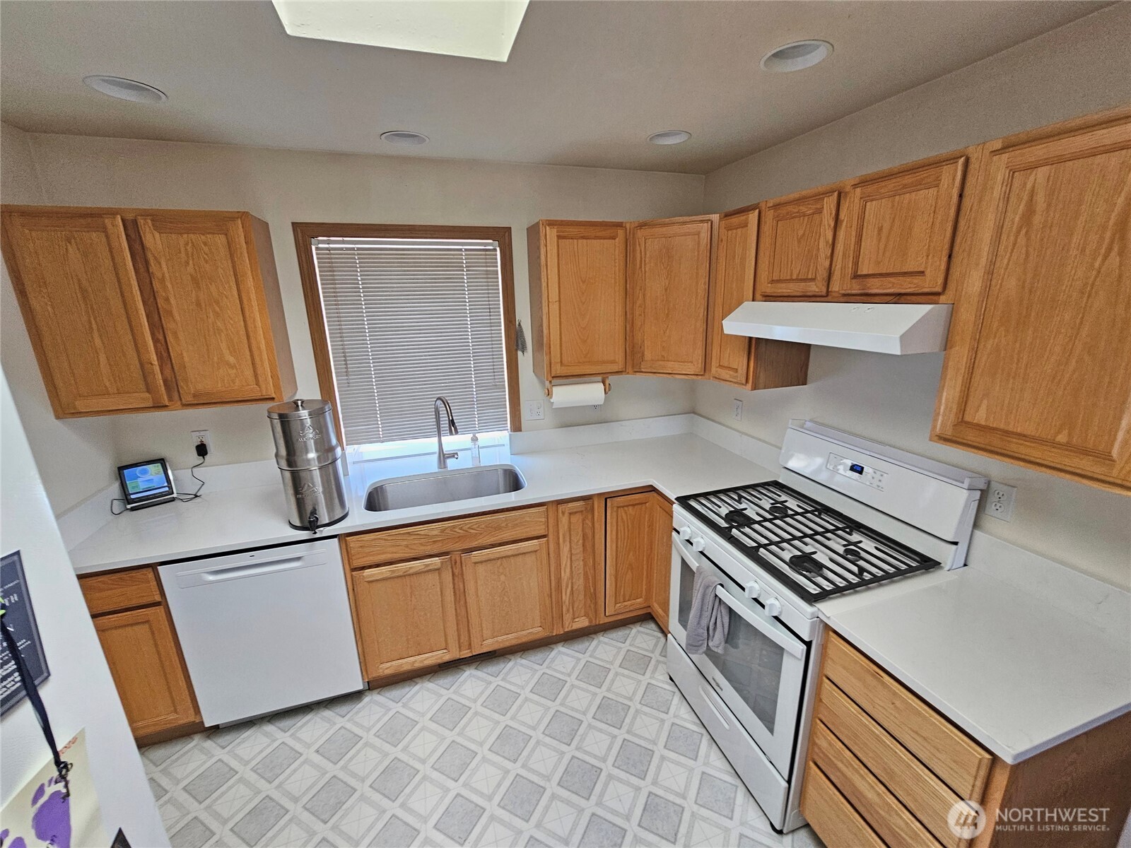 9214 Applegate Loop Property Photo 9