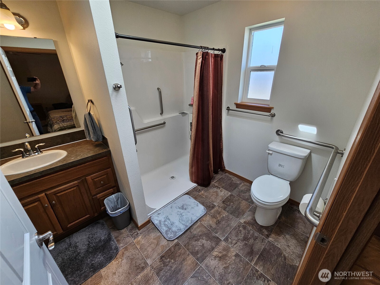 9214 Applegate Loop Property Photo 15
