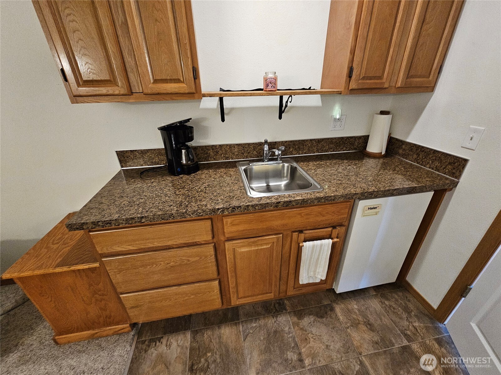 9214 Applegate Loop Property Photo 27