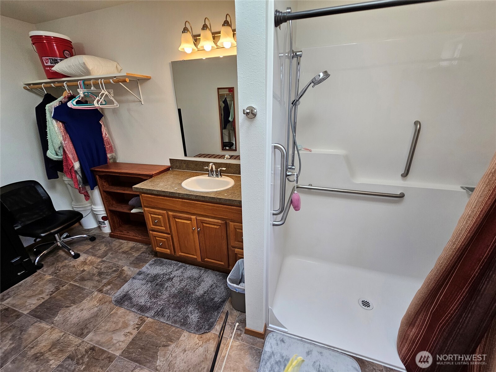 9214 Applegate Loop Property Photo 28