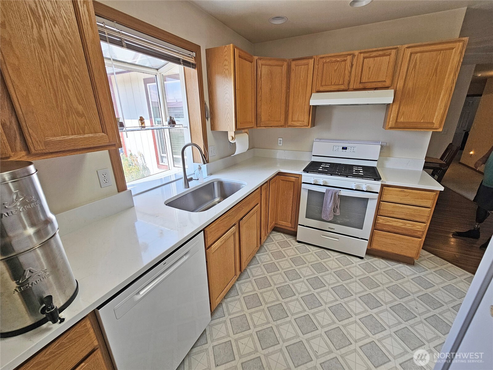 9214 Applegate Loop Property Photo 38