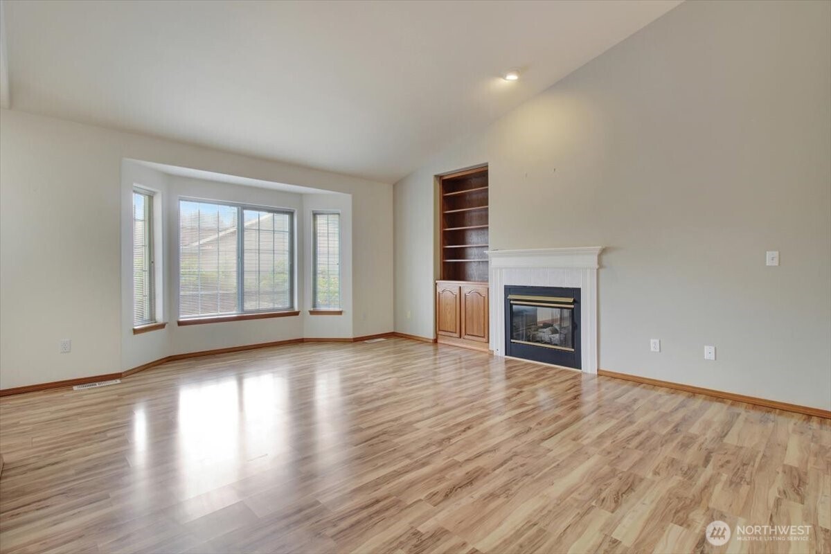 14114 Beverly Park Road A Property Photo 9