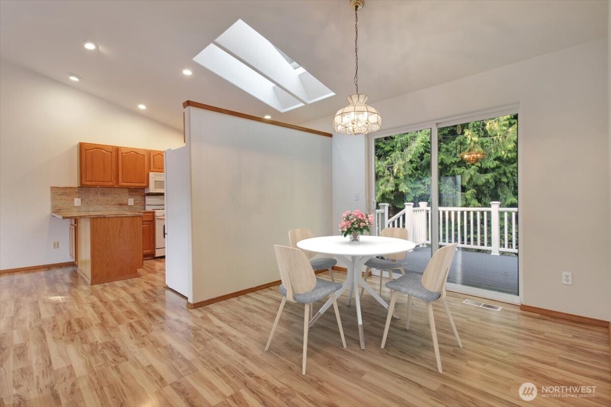 14114 Beverly Park Road A Property Photo 10