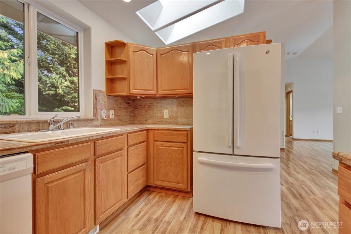 14114 Beverly Park Road A Property Photo 20