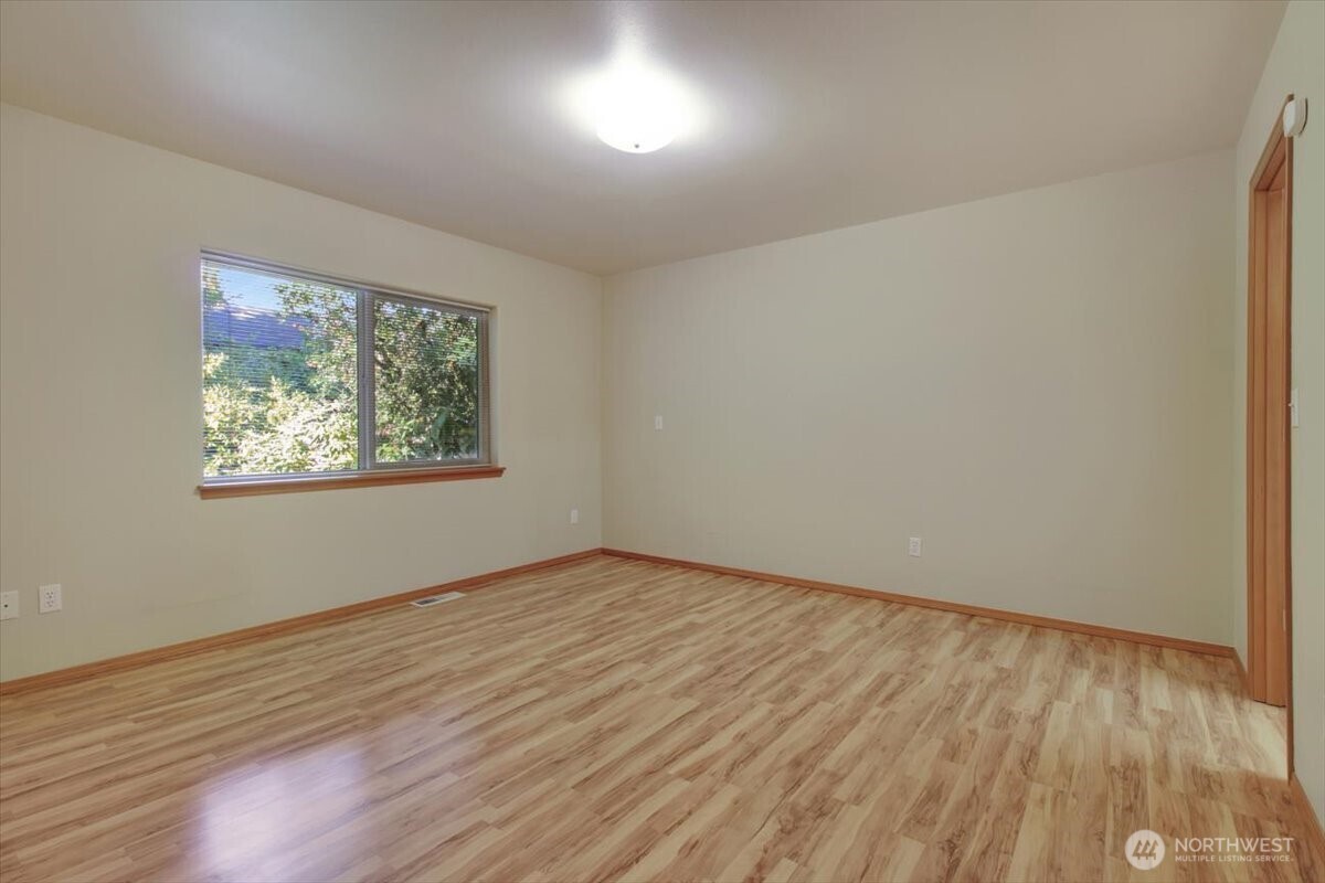 14114 Beverly Park Road A Property Photo 26