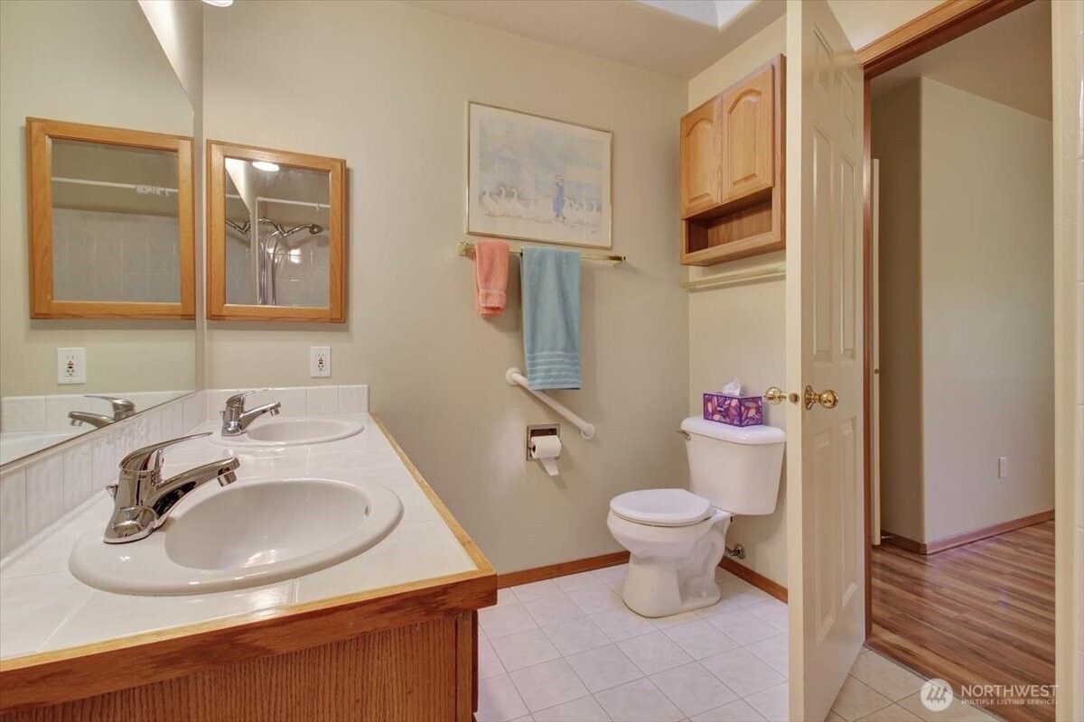 14114 Beverly Park Road A Property Photo 29