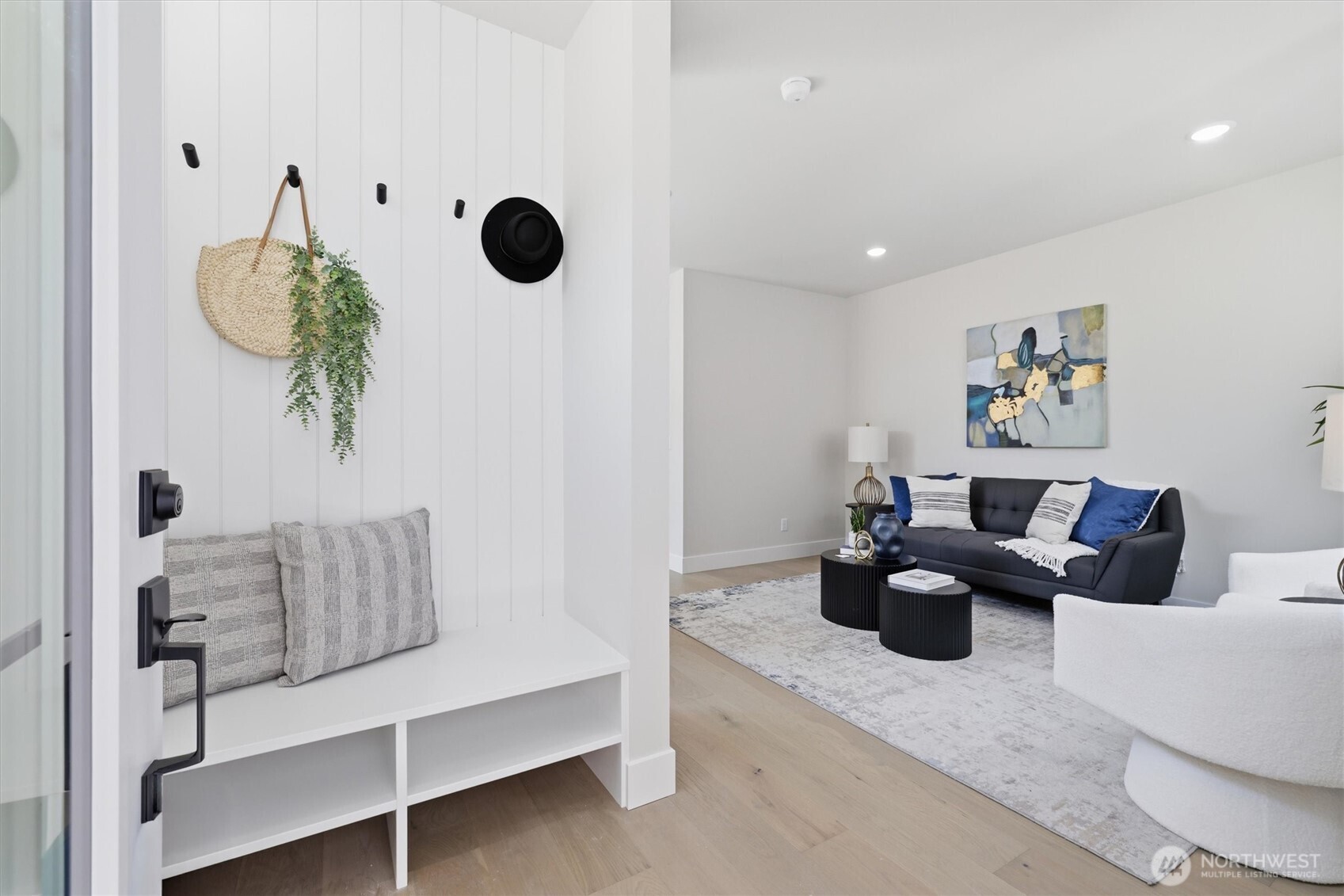 1407 29th Avenue Property Photo 2