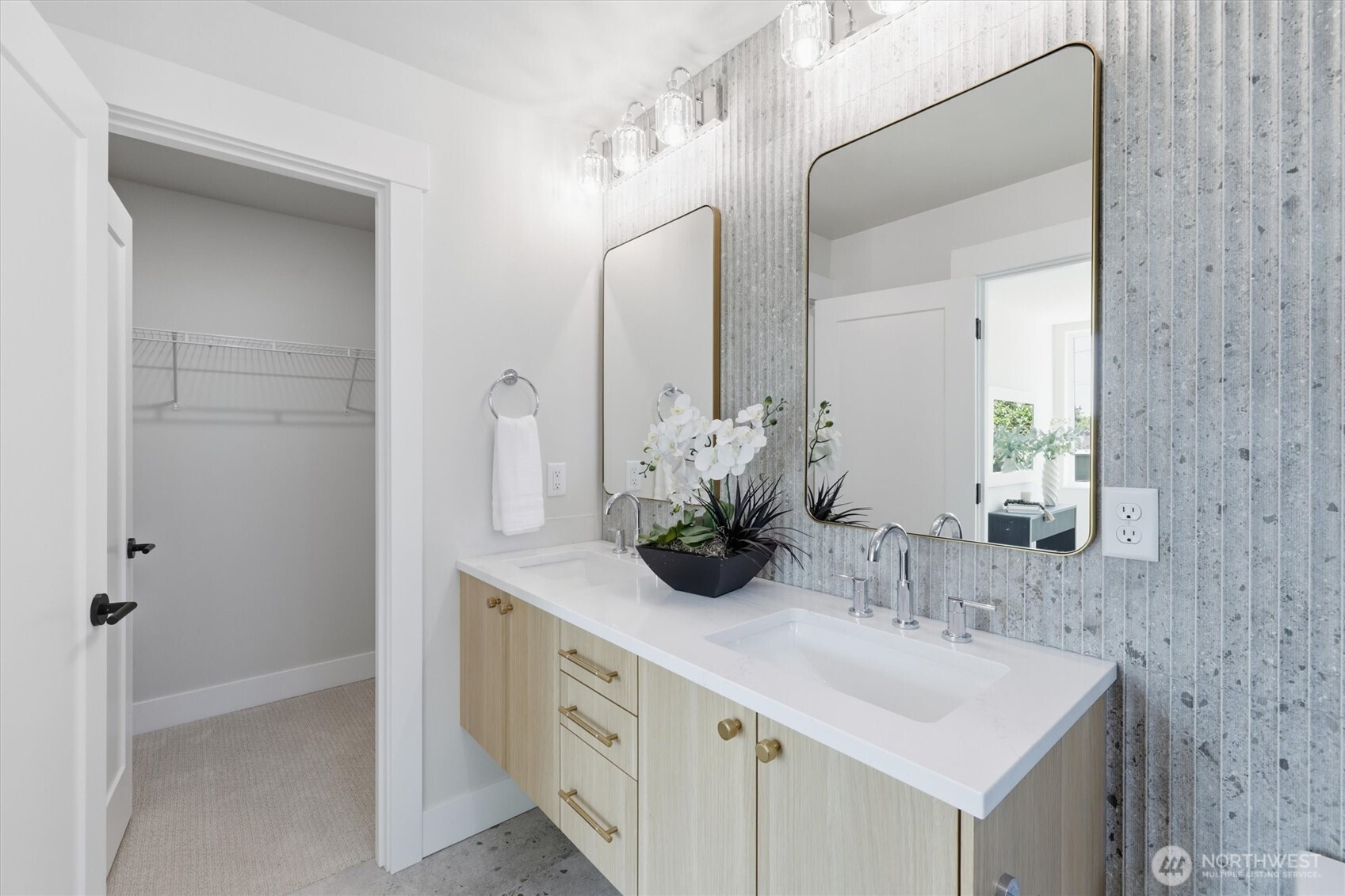 1407 29th Avenue Property Photo 15