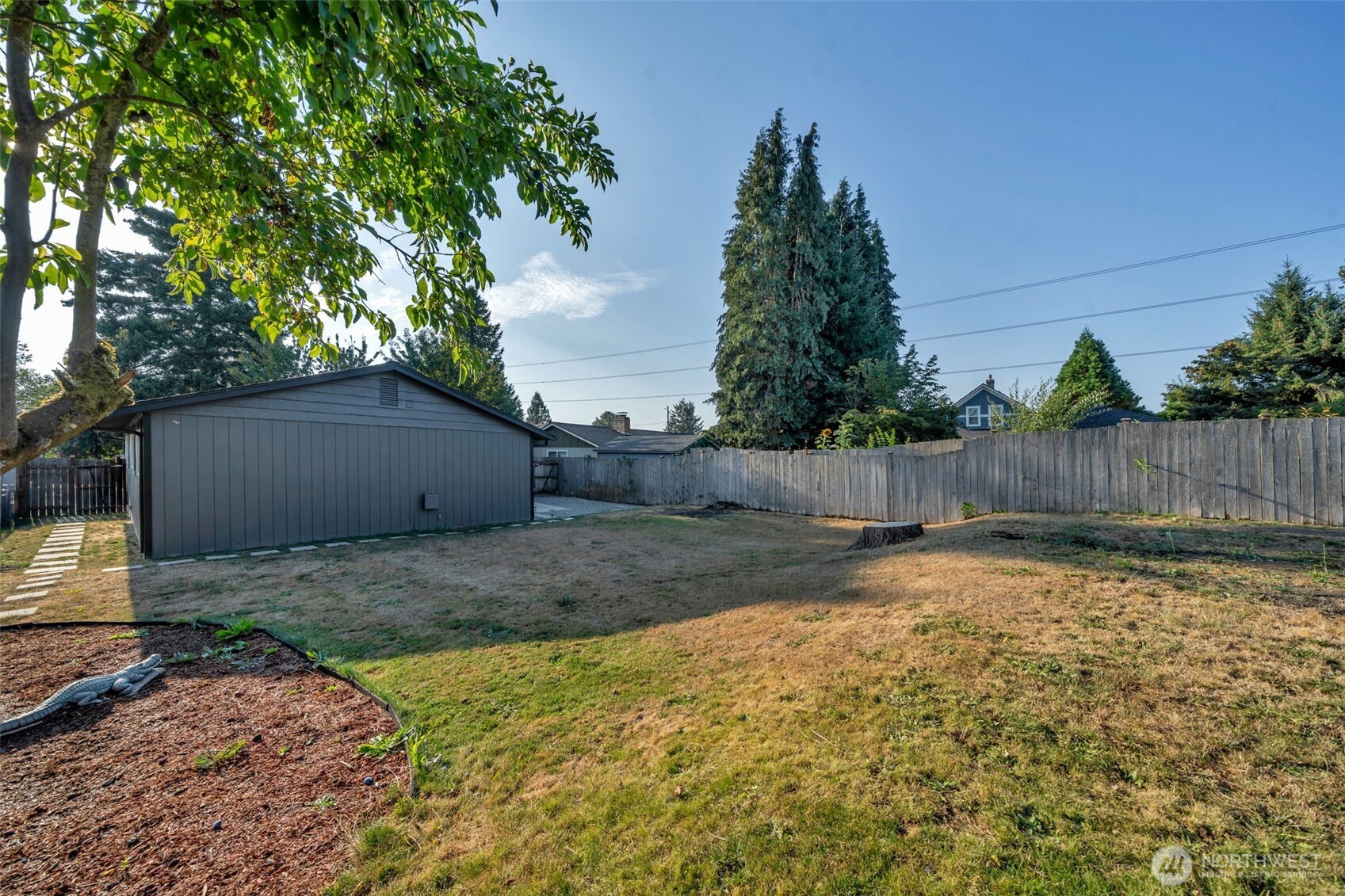 7213 E E Street Property Photo 2