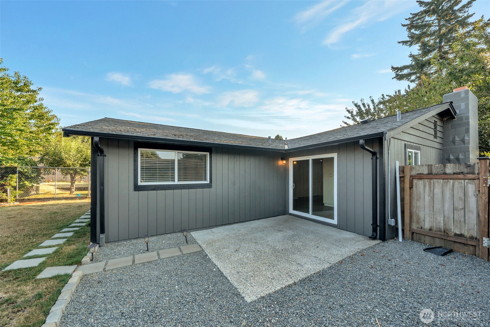 7213 E E Street Property Photo 3