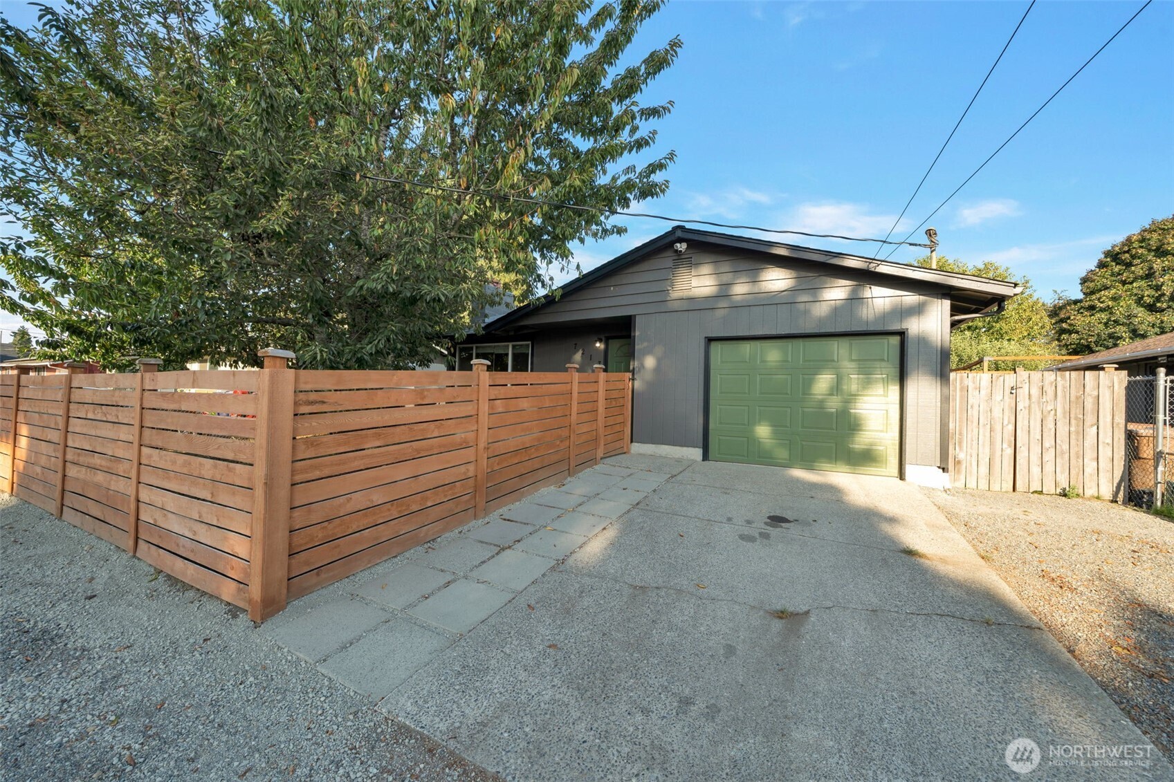 7213 E E Street Property Photo 4