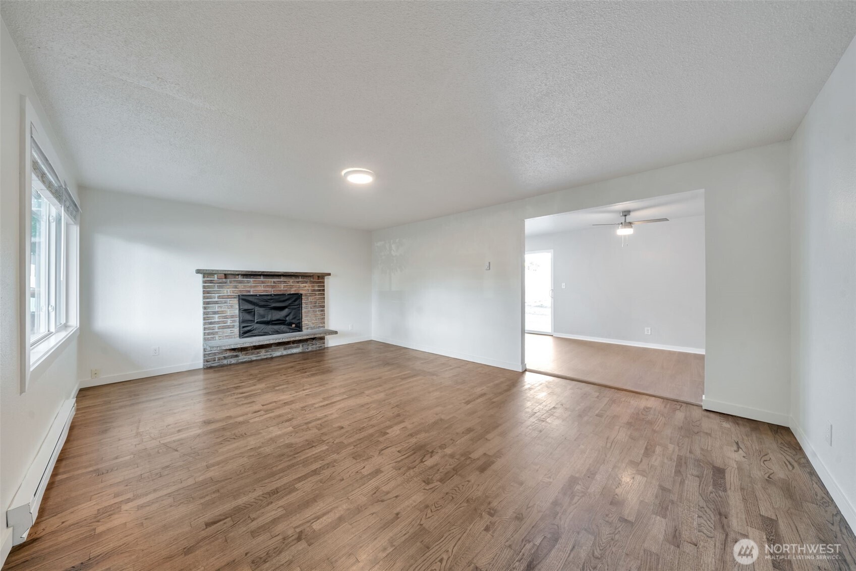 7213 E E Street Property Photo 6