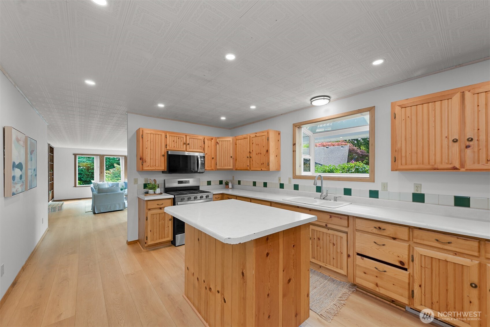 2438 N Bakerview Park Drive Property Photo 8