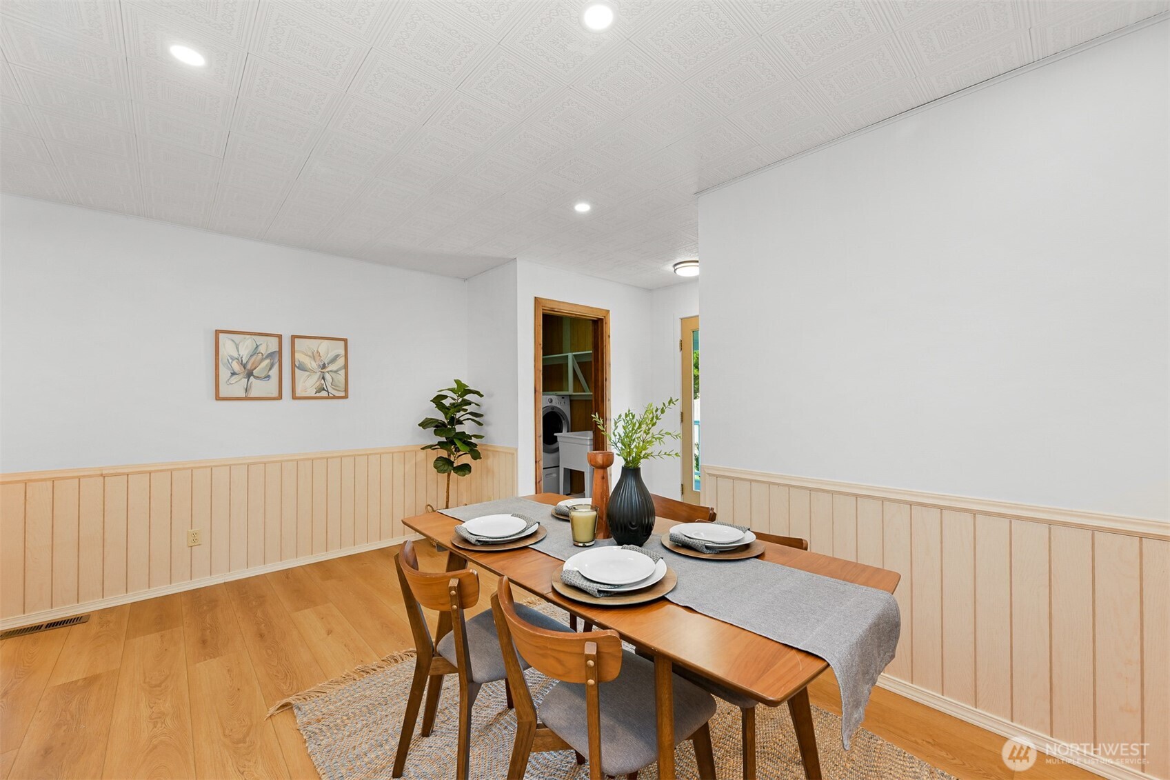 2438 N Bakerview Park Drive Property Photo 12
