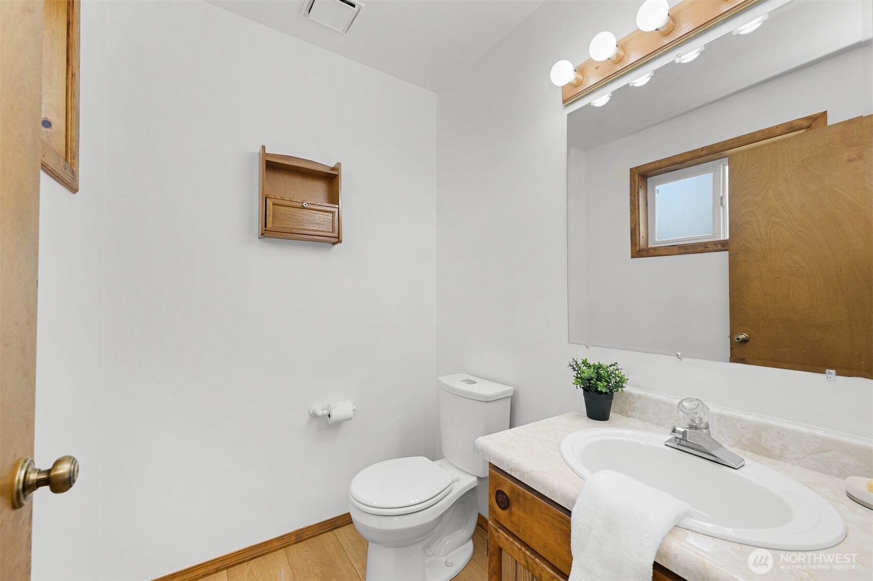 2438 N Bakerview Park Drive Property Photo 18