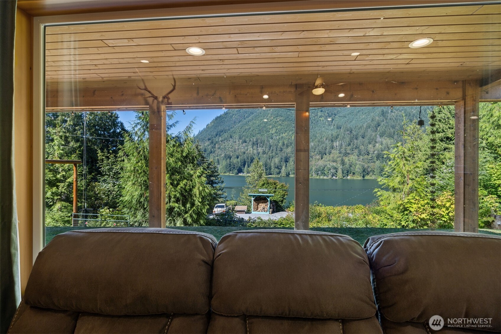 9273 Black Mountain Lane Property Photo 18