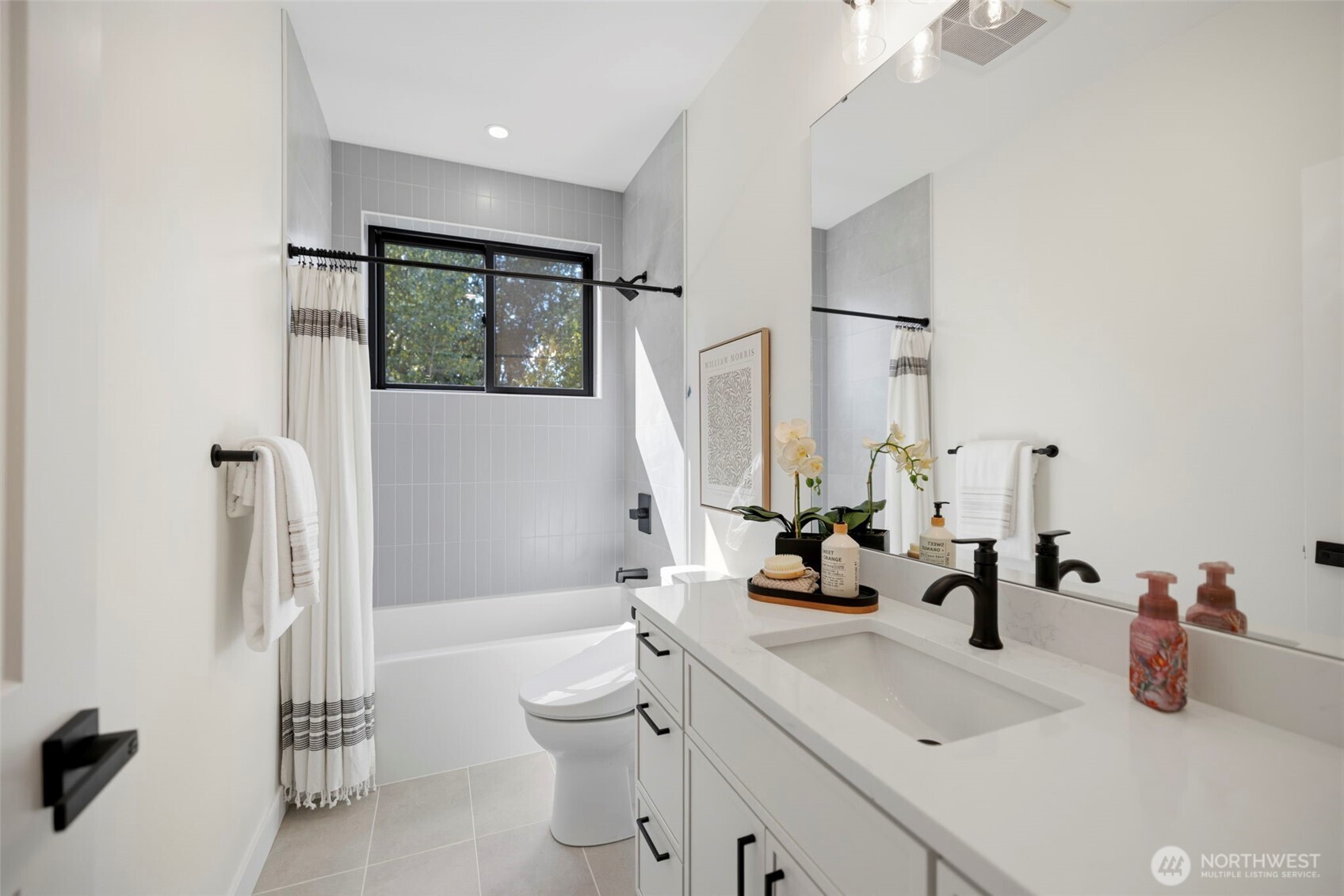 20101 75th Avenue Property Photo 10