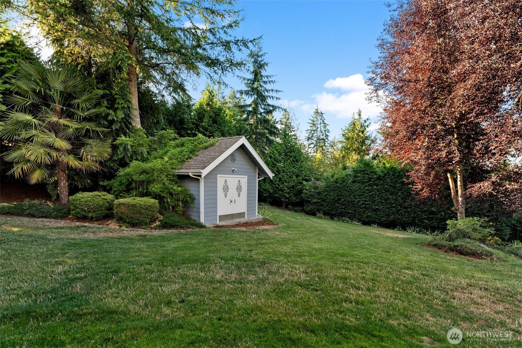 904 7th Court Property Photo 38