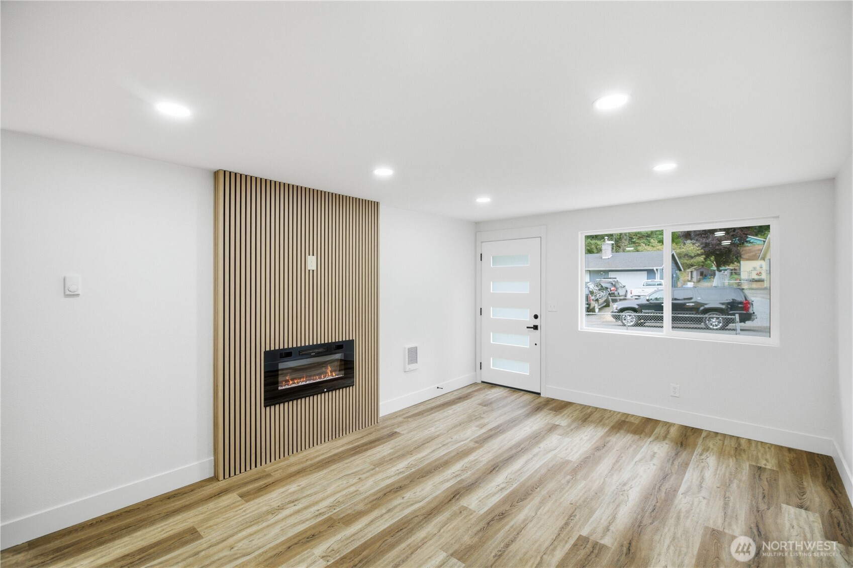 2924 Forest Ridge Court Property Photo 6