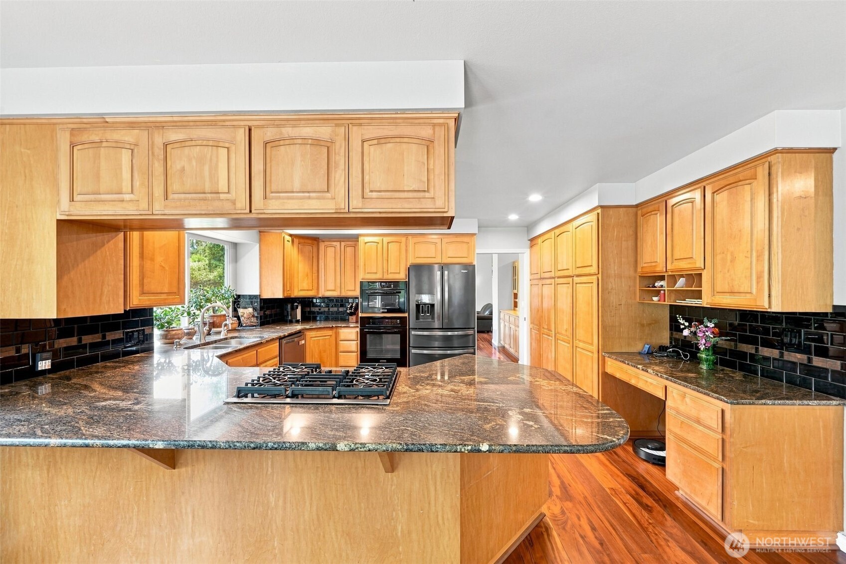 21058 Estate Drive Property Photo 8