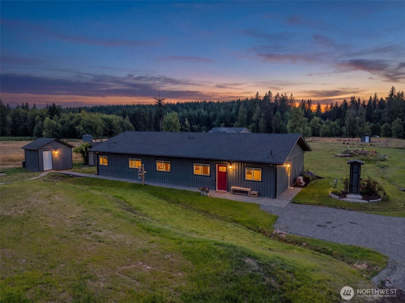 819 Middle Fork Road Property Photo 3