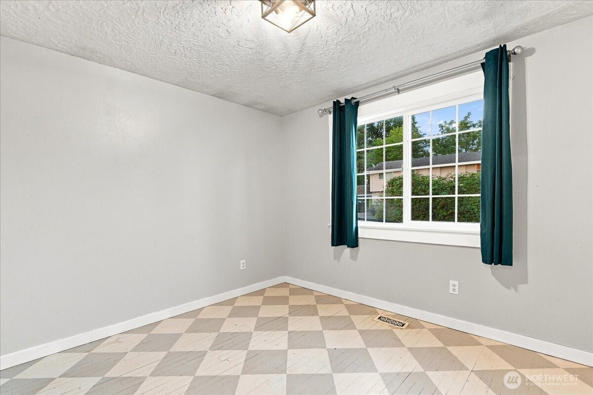 771 H Street Property Photo 23