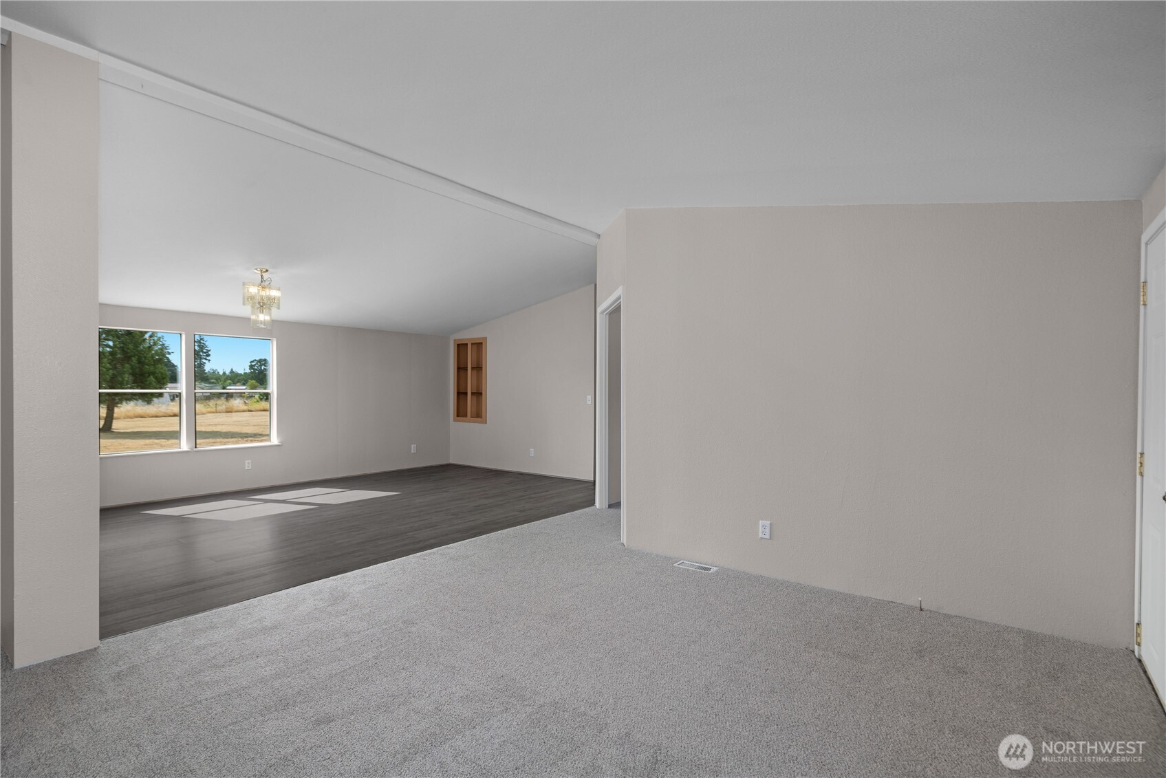 18032 Meyer Lane Property Photo 12