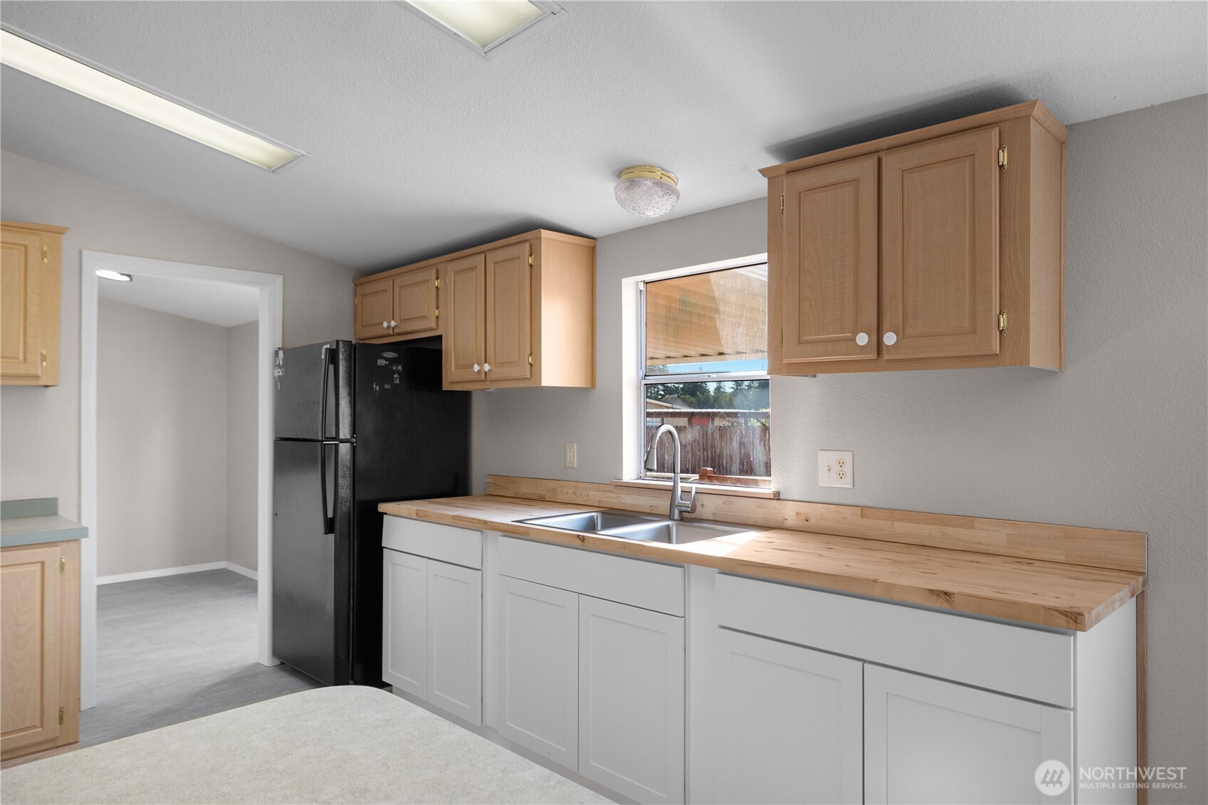18032 Meyer Lane Property Photo 24