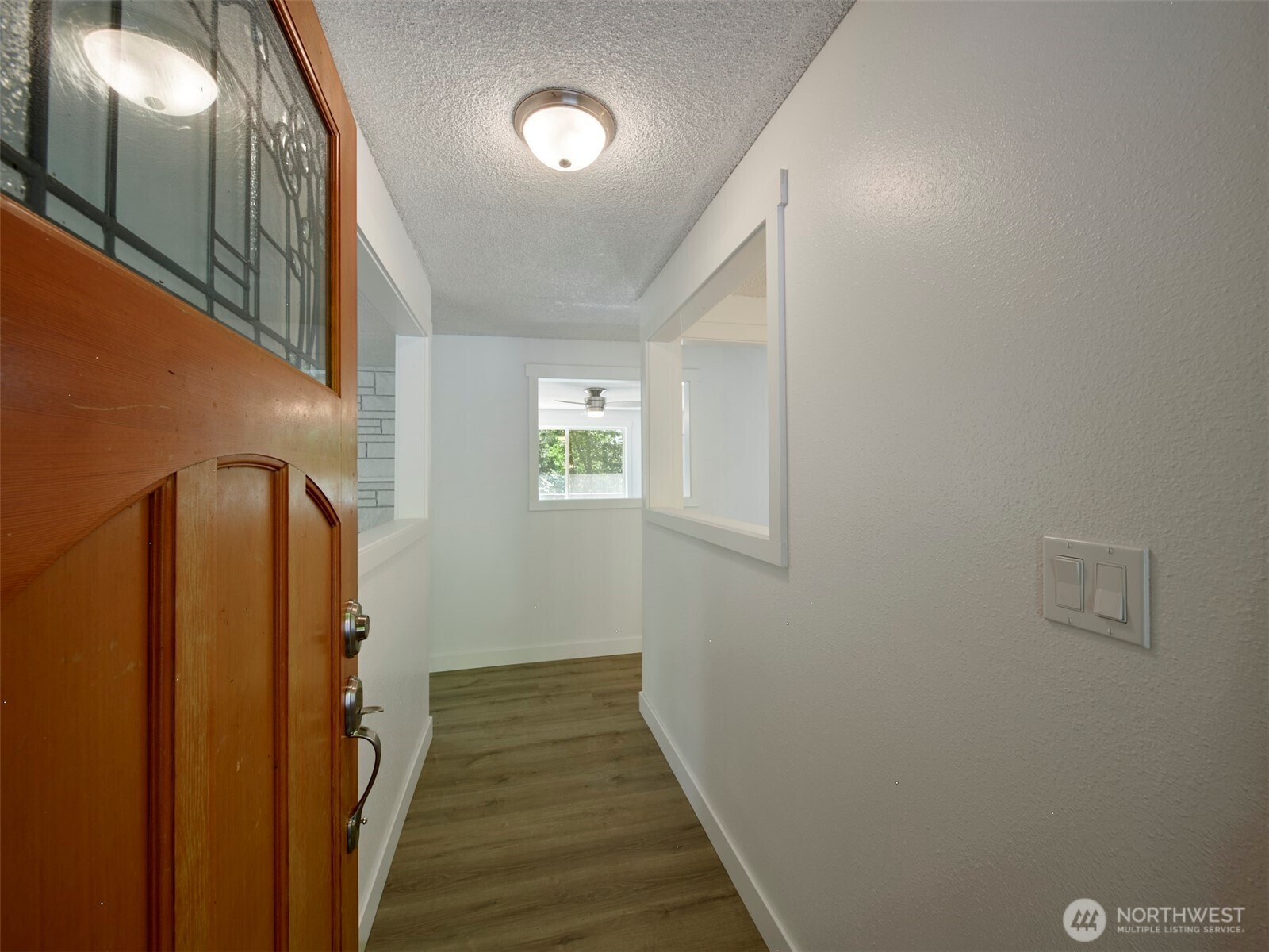 209 Sunset Drive Property Photo 2