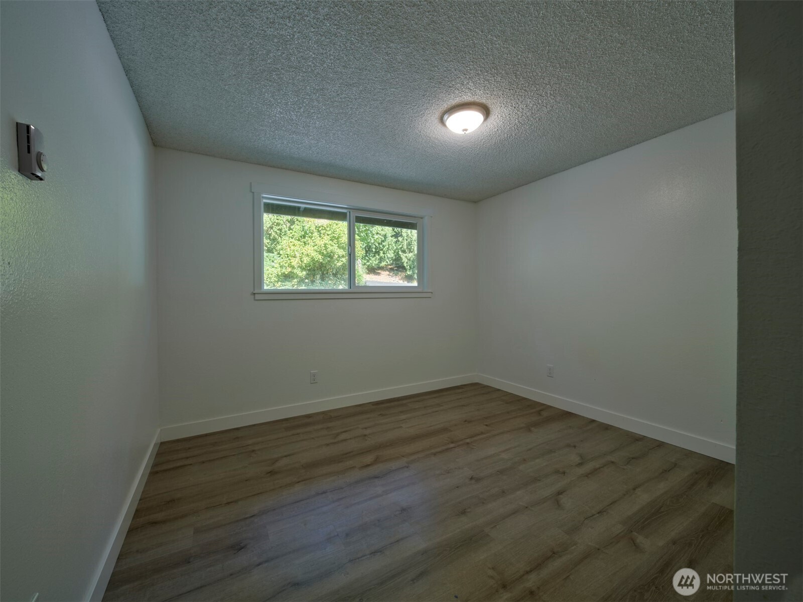 209 Sunset Drive Property Photo 10