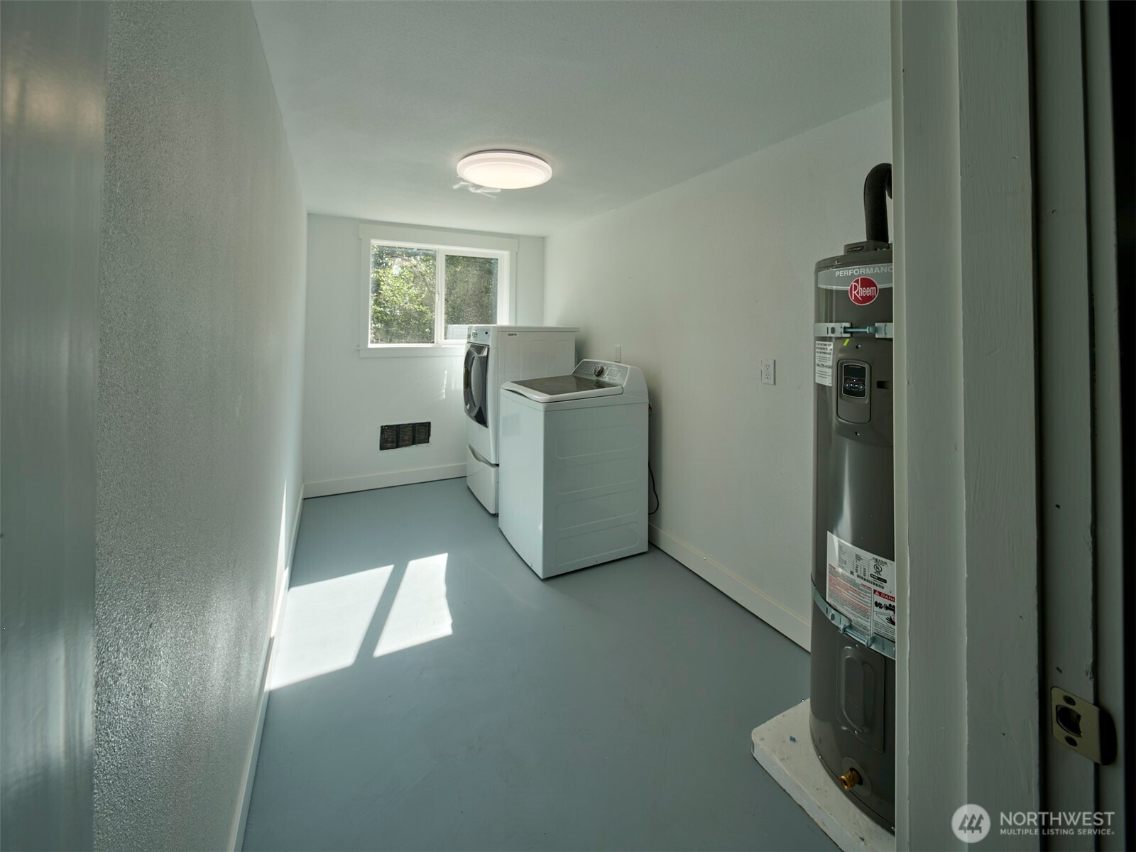 209 Sunset Drive Property Photo 21