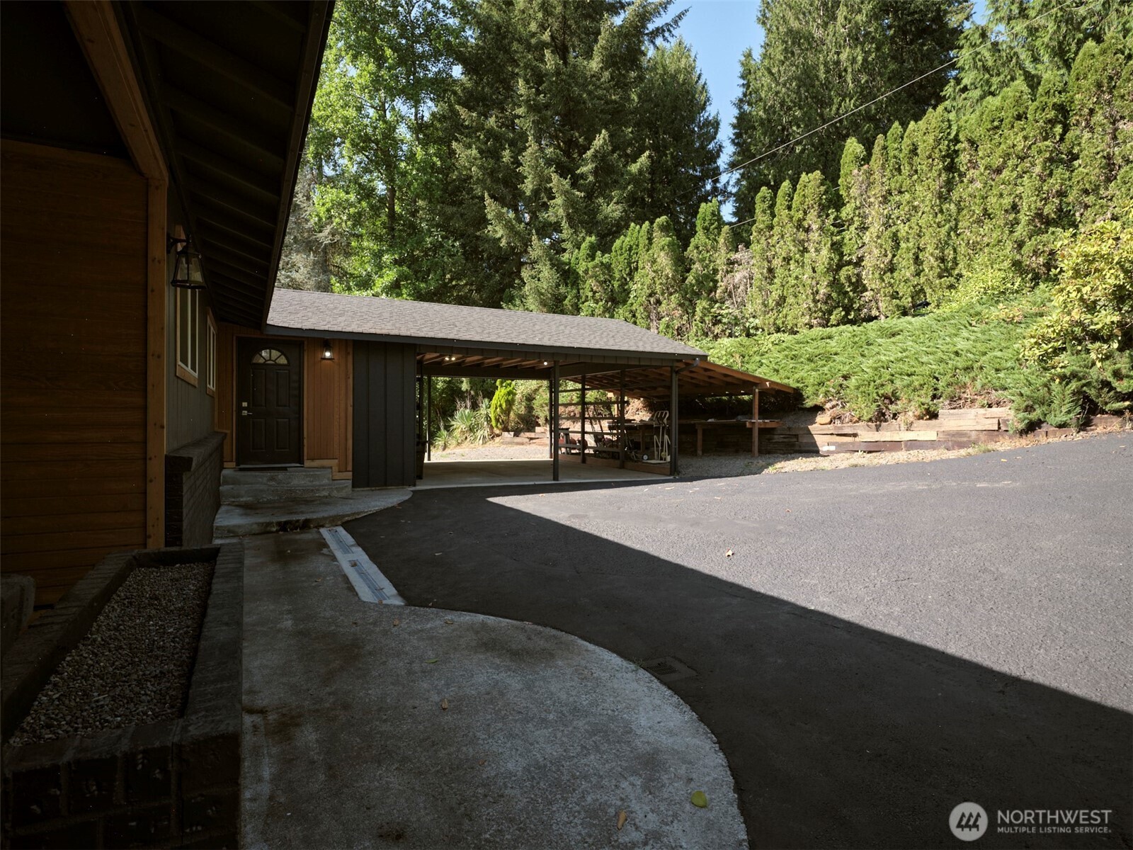 209 Sunset Drive Property Photo 32