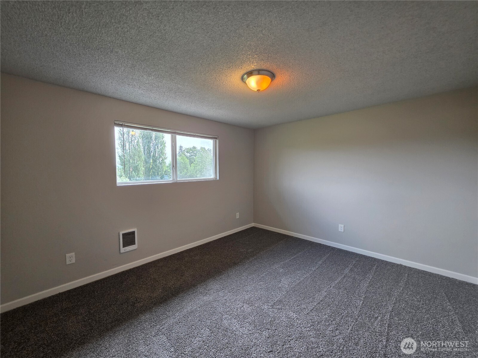 601 Avenue A 13 Property Photo 17