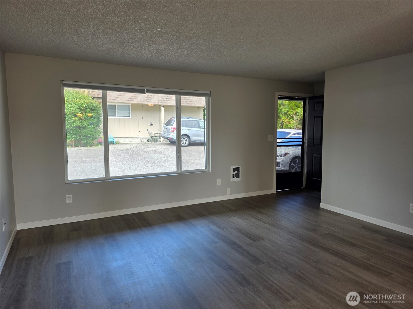 601 Avenue A 13 Property Photo 23