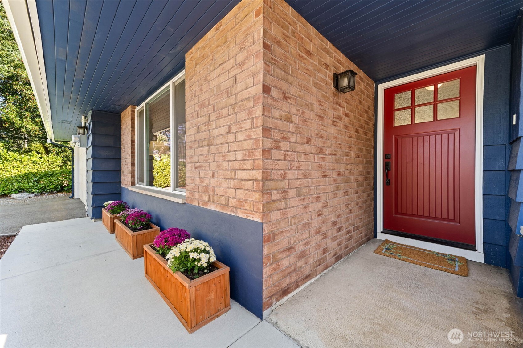 10810 105th Street Property Photo 2