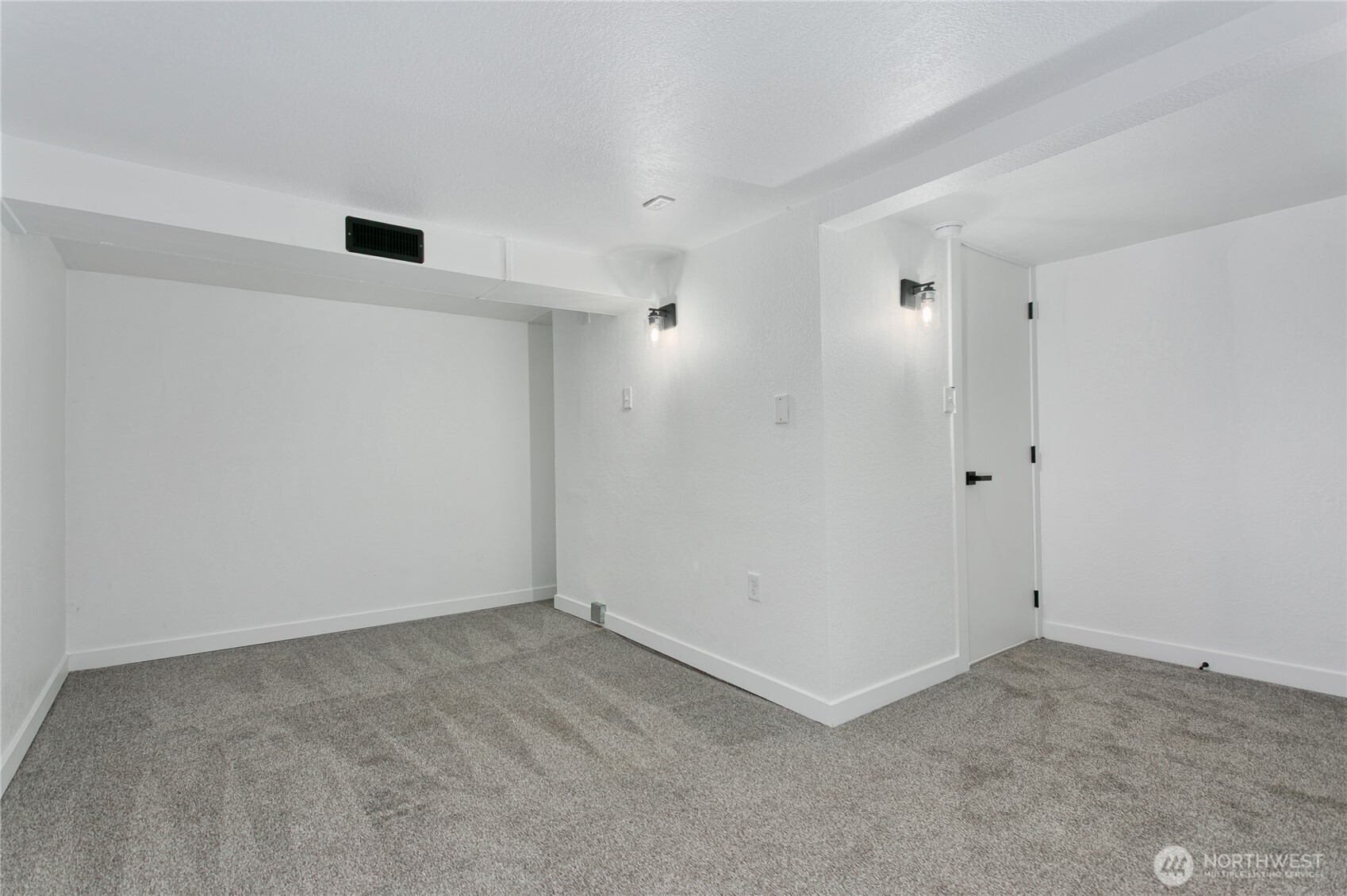 3211 Herren Avenue Property Photo 29