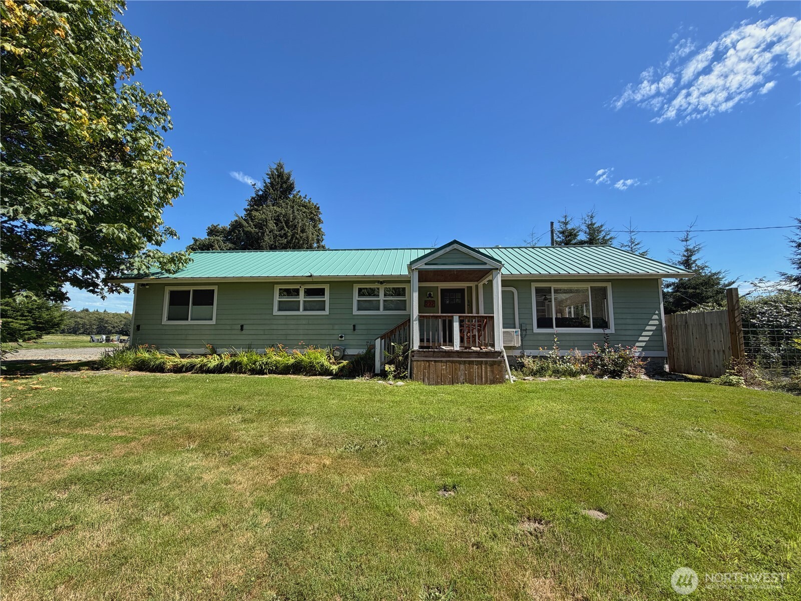 222 G L Shake Road Property Photo 3