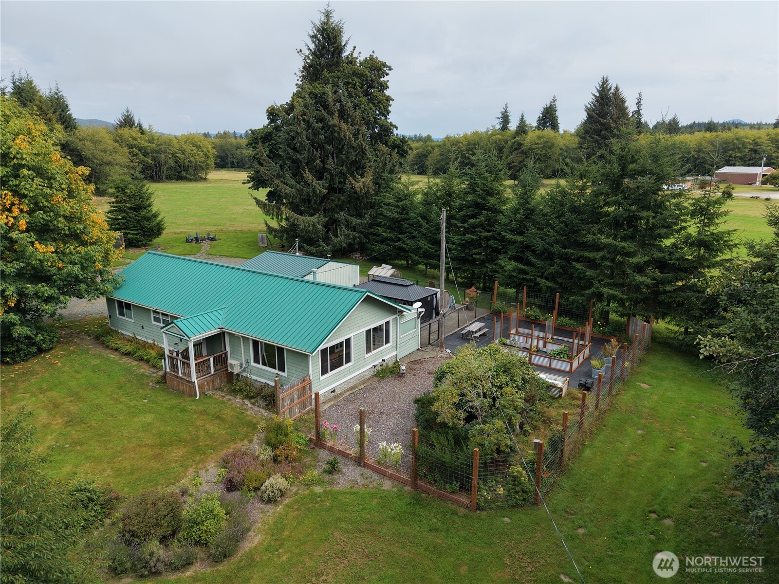 222 G L Shake Road Property Photo 38