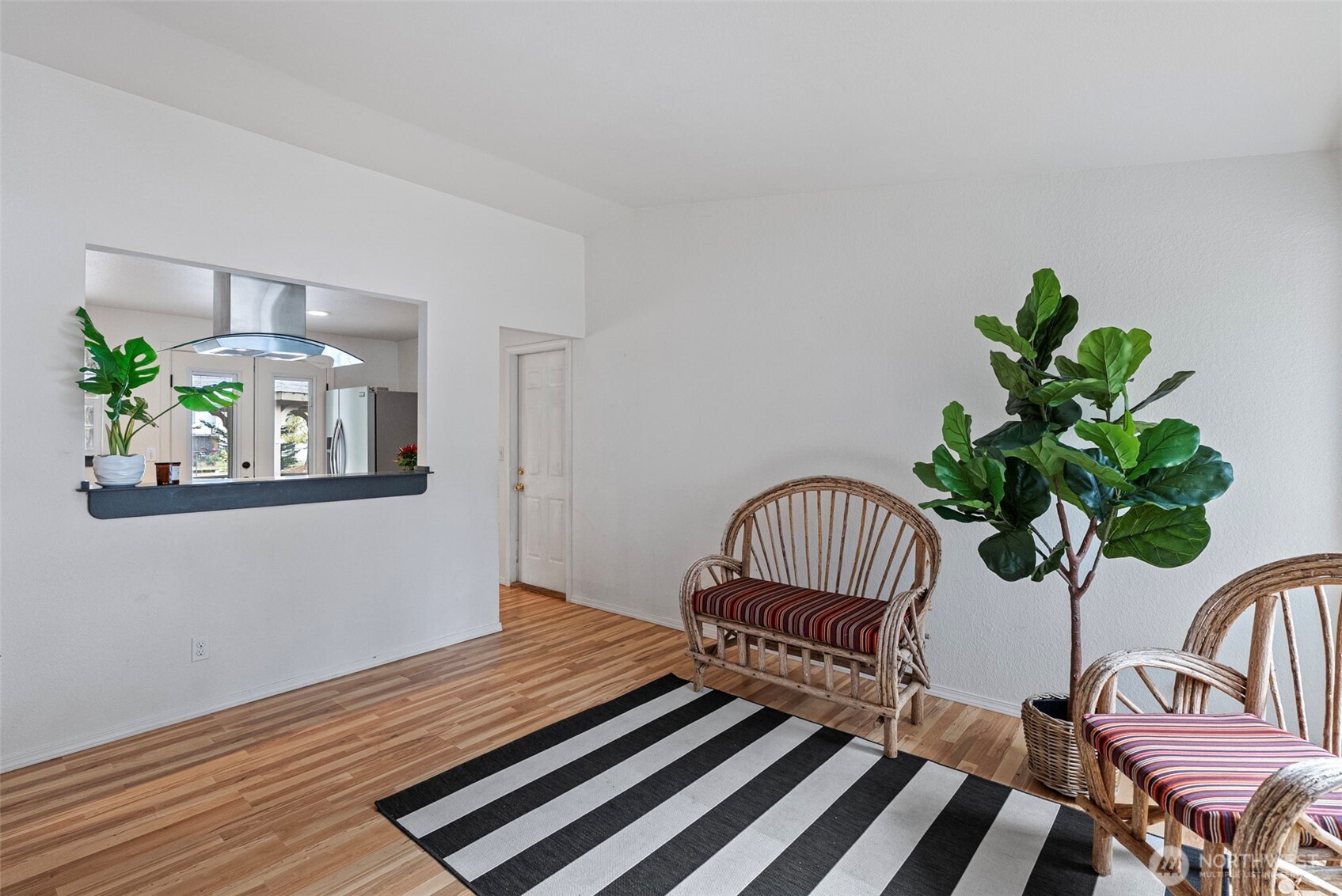 3821 Firdrona Drive Property Photo 6