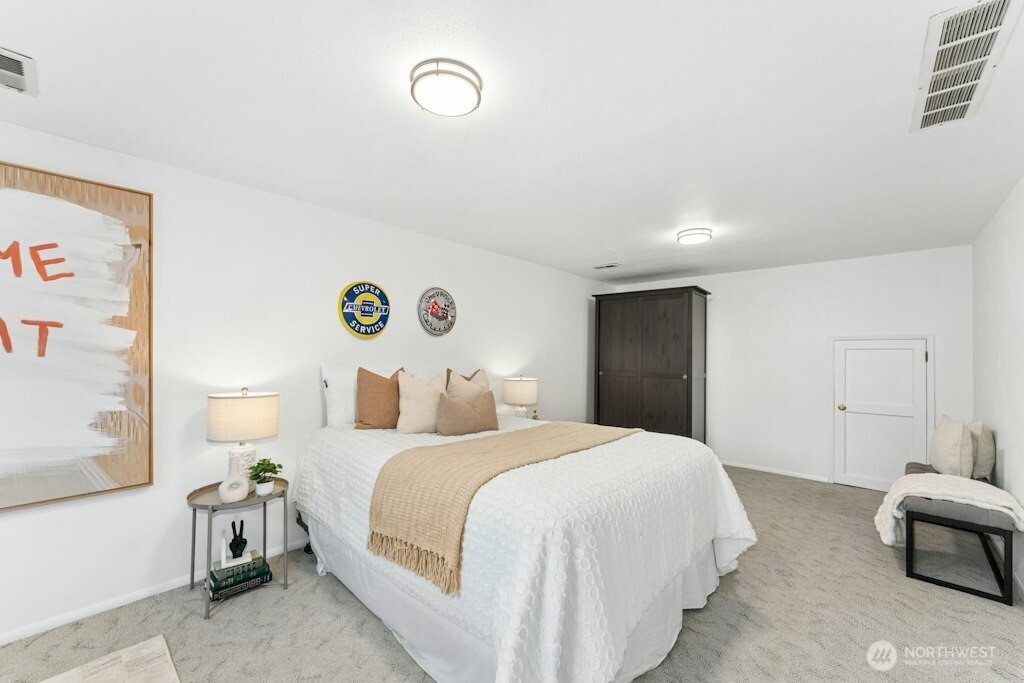 18989 Marine View Drive Property Photo 23