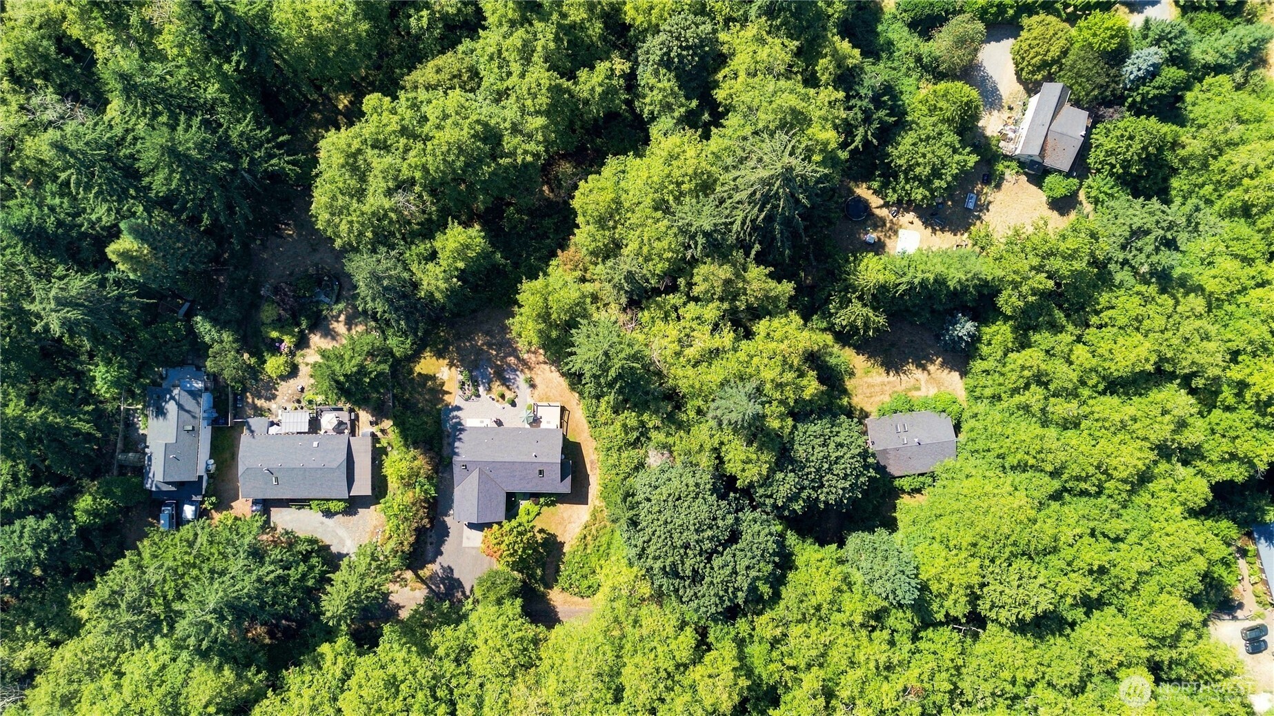1 Nhn Leroy Circle Property Photo 4