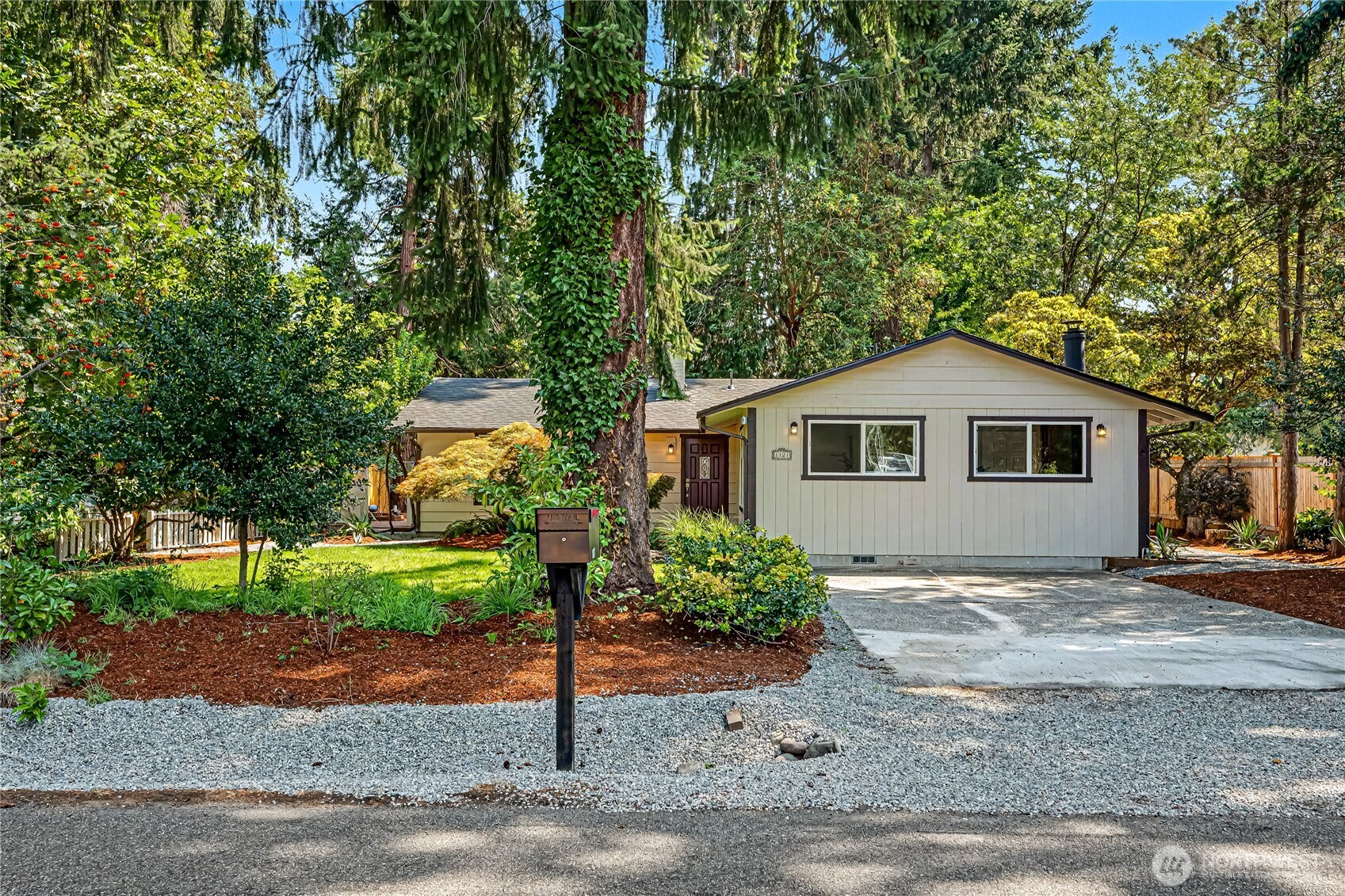 1121 Military Road Property Photo 2