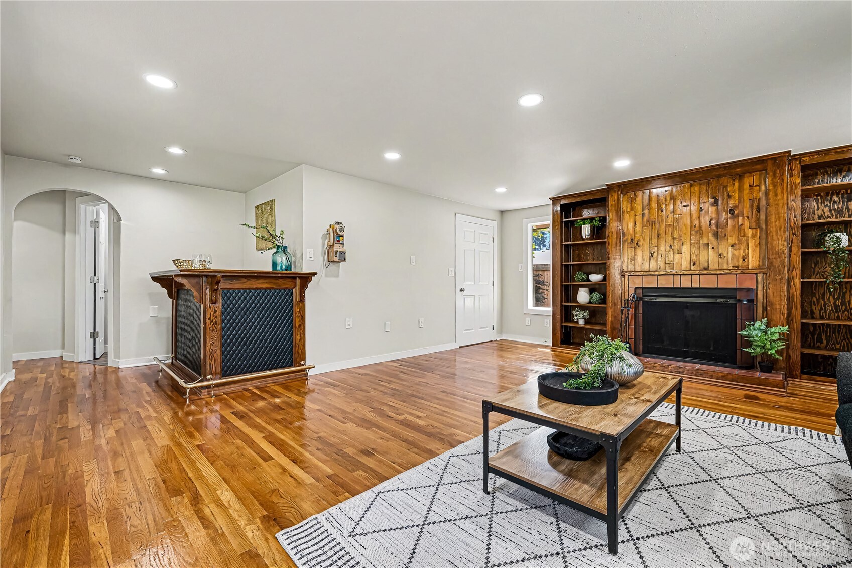 1121 Military Road Property Photo 13
