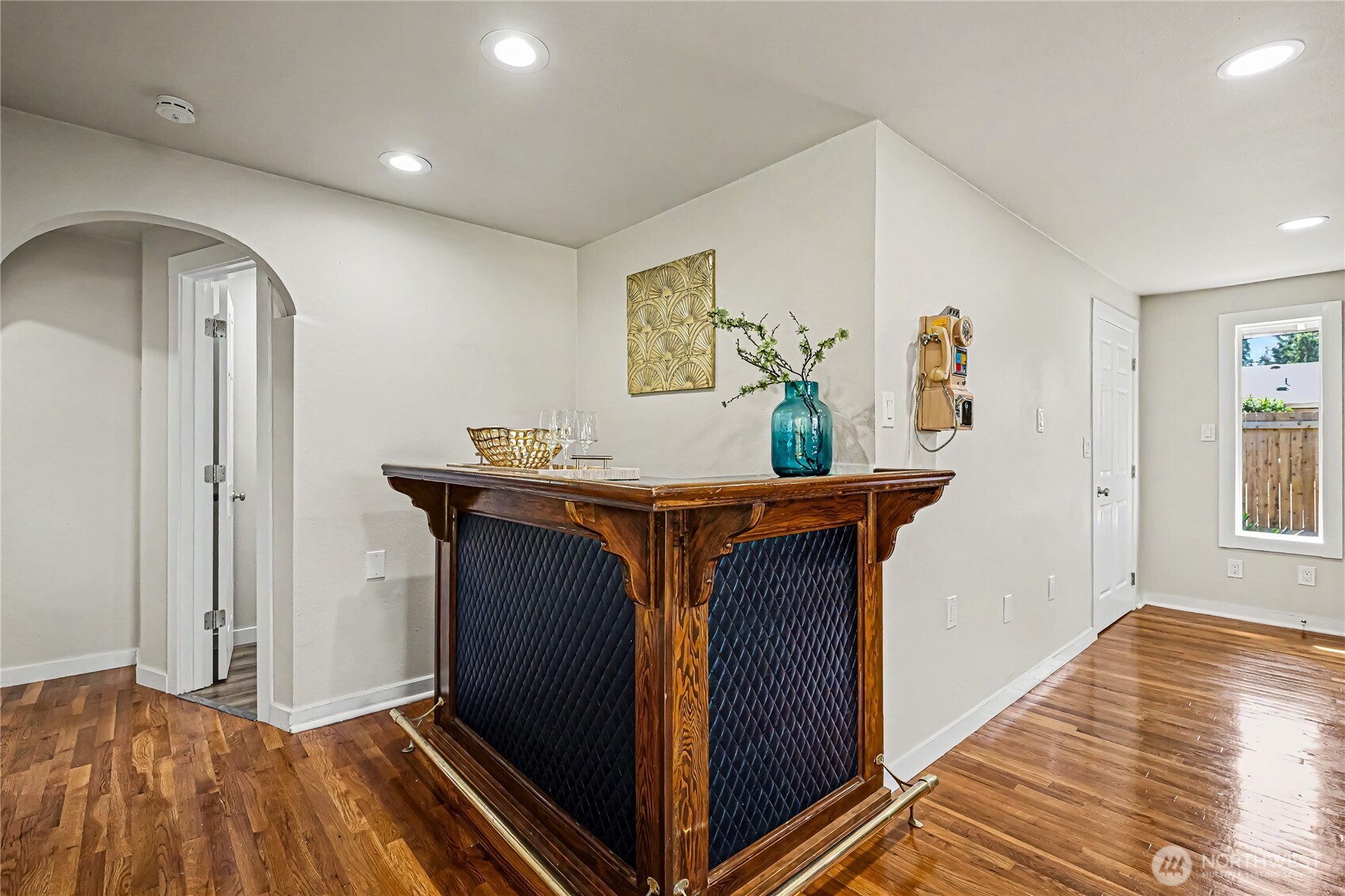 1121 Military Road Property Photo 15
